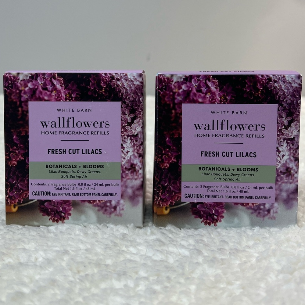B&BW White Barn "Fresh Cut Lilacs" Wallflowers Home Fragrance Refills 2 Boxes - Picture 2 of 7